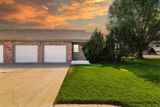 5503 HACKER CIR, Cheyenne, WY 82009