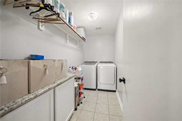 234 East Obryant Street, Bellville, TX 77418
