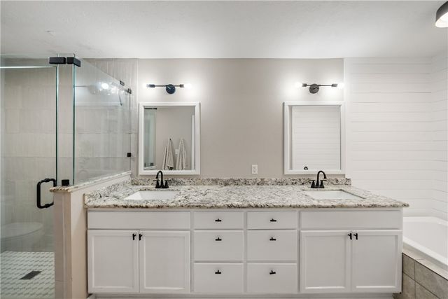 234 East Obryant Street, Bellville, TX 77418