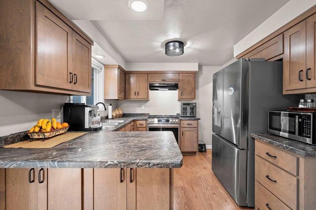 1241 DELRAY DRIVE, Green Bay, WI 54304
