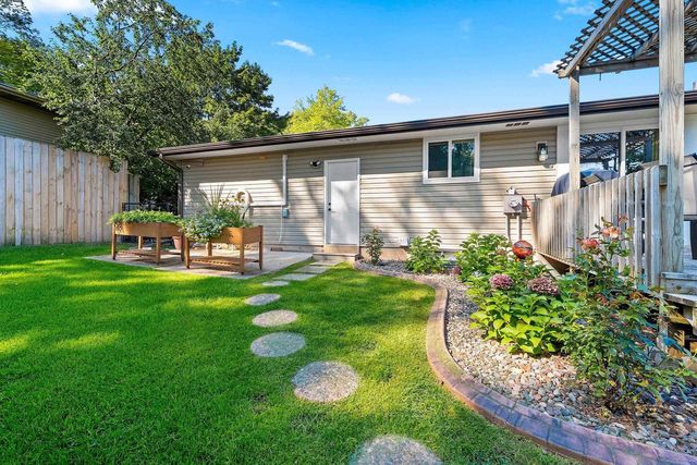 1241 DELRAY DRIVE, Green Bay, WI 54304