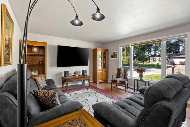 1241 DELRAY DRIVE, Green Bay, WI 54304