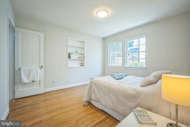 6105 26TH ST N, Arlington, VA 22207