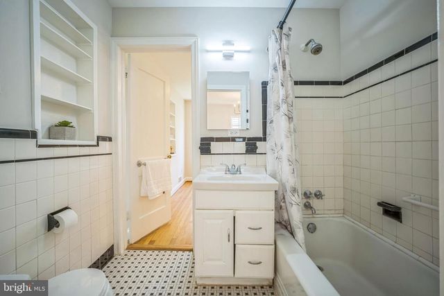 6105 26TH ST N, Arlington, VA 22207