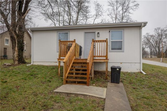 401 Darneal Avenue, Richmond, MO 64085
