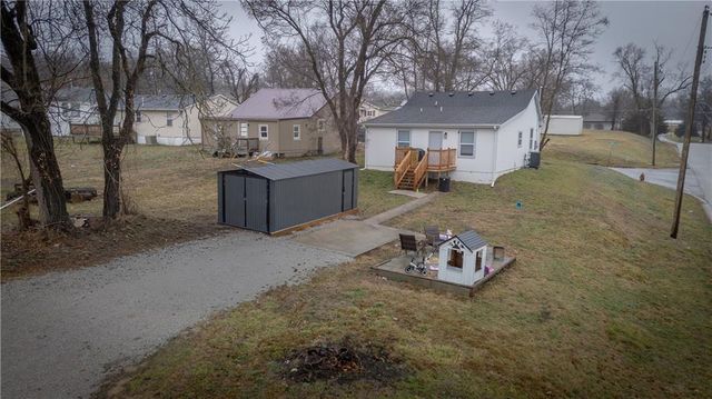 401 Darneal Avenue, Richmond, MO 64085