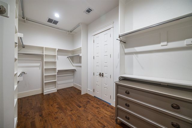 813 Clearwater Drive, Richardson, TX 75080