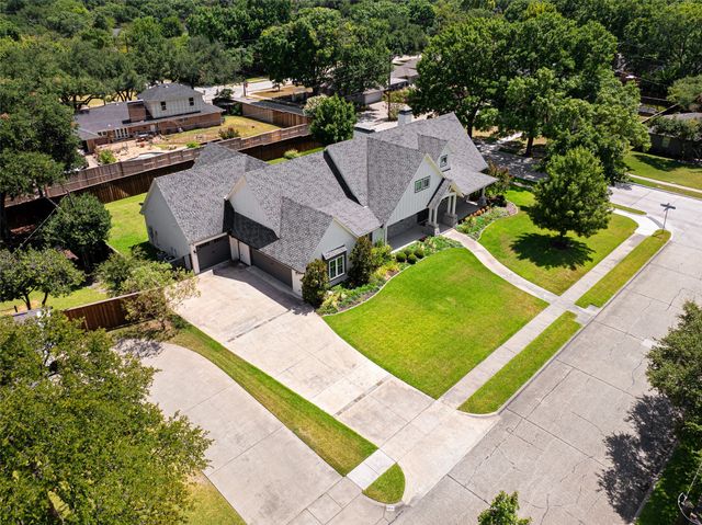 813 Clearwater Drive, Richardson, TX 75080