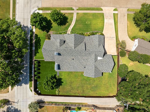 813 Clearwater Drive, Richardson, TX 75080