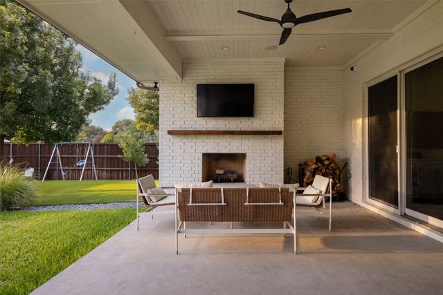 813 Clearwater Drive, Richardson, TX 75080