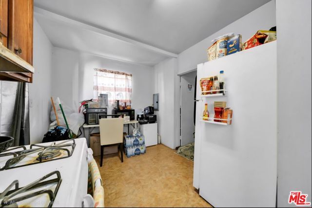 224 W 84th Street, Los Angeles, CA 90003