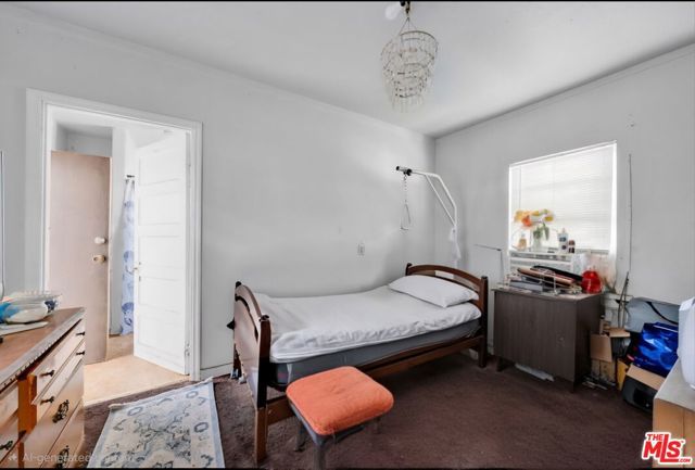 224 W 84th Street, Los Angeles, CA 90003