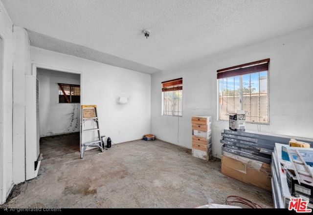 224 W 84th Street, Los Angeles, CA 90003