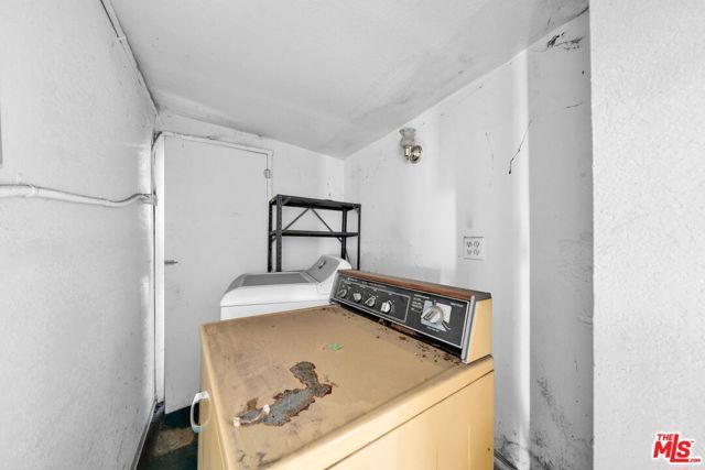 224 W 84th Street, Los Angeles, CA 90003