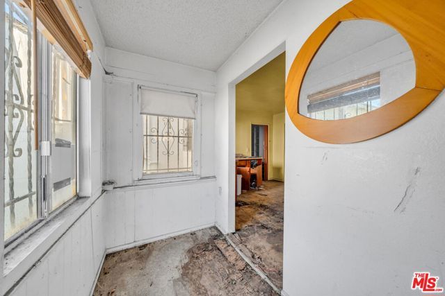 224 W 84th Street, Los Angeles, CA 90003