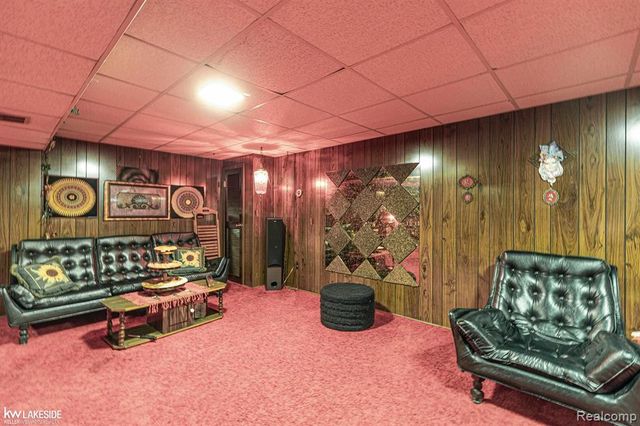 25810 Virginia Drive, Warren, MI 48091