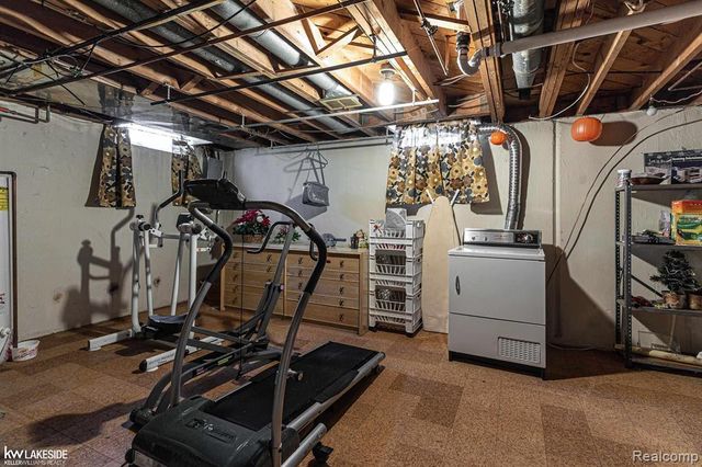 25810 Virginia Drive, Warren, MI 48091