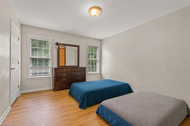 4381 Stone Forest Court, Winston-salem, NC 27105