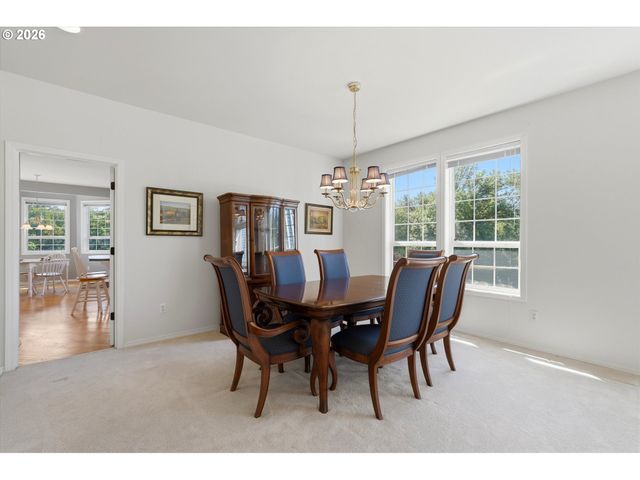 9850 Ne MEADOW Loop, Newberg, OR 97132