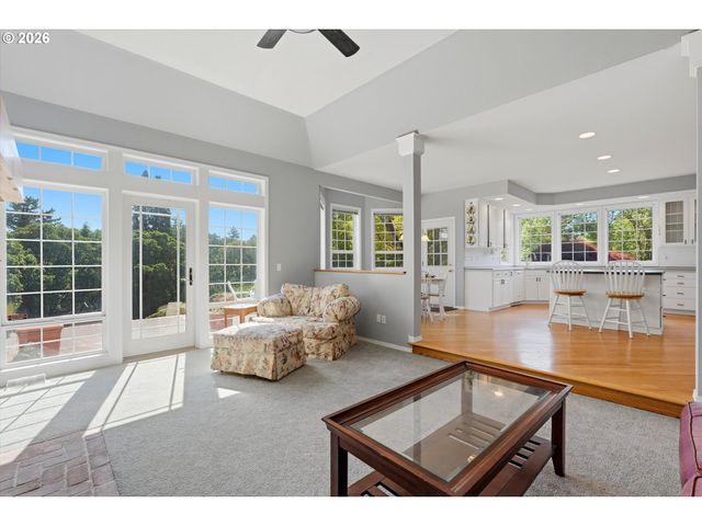 9850 Ne MEADOW Loop, Newberg, OR 97132