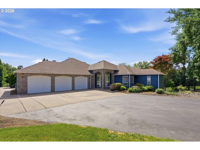 9850 Ne MEADOW Loop, Newberg, OR 97132