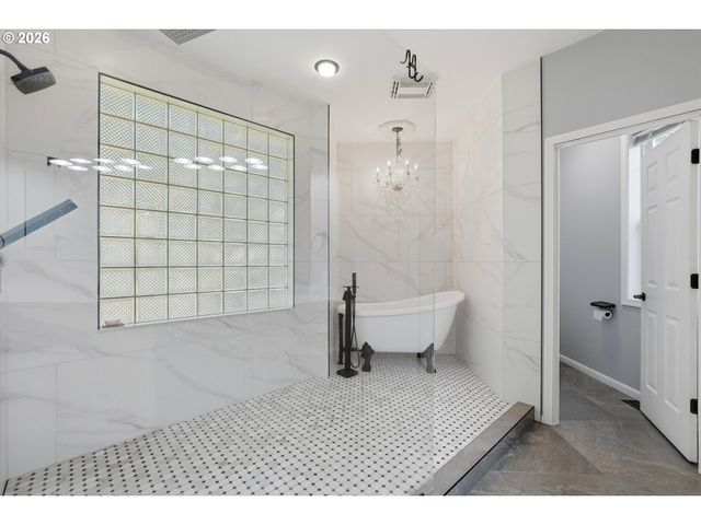 9850 Ne MEADOW Loop, Newberg, OR 97132