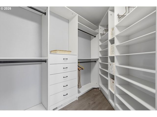 9850 Ne MEADOW Loop, Newberg, OR 97132