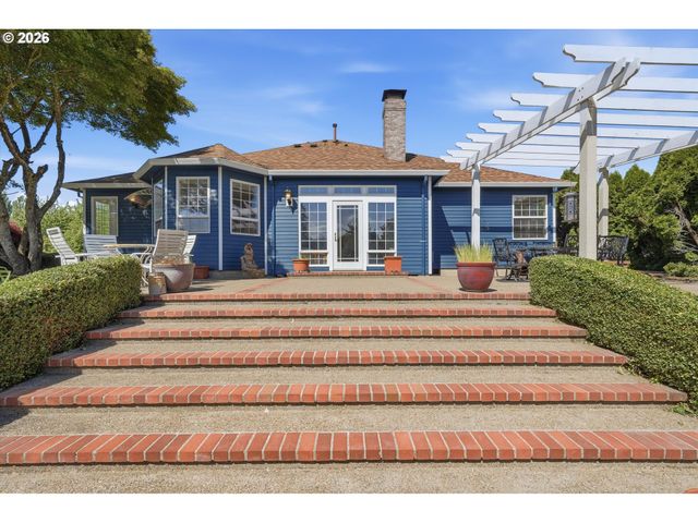 9850 Ne MEADOW Loop, Newberg, OR 97132