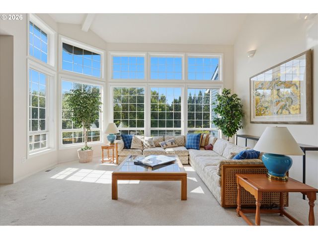9850 Ne MEADOW Loop, Newberg, OR 97132