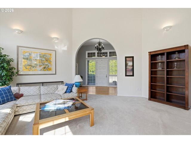 9850 Ne MEADOW Loop, Newberg, OR 97132