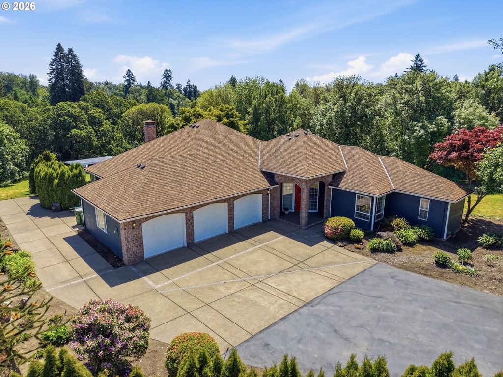 9850 Ne MEADOW Loop, Newberg, OR 97132