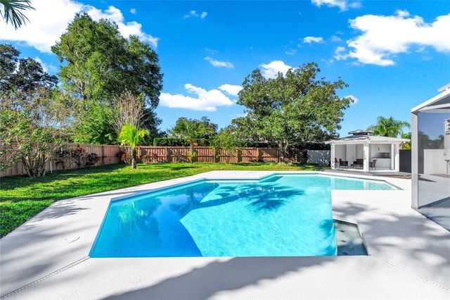 8922 BAY COVE COURT, Orlando, FL 32819