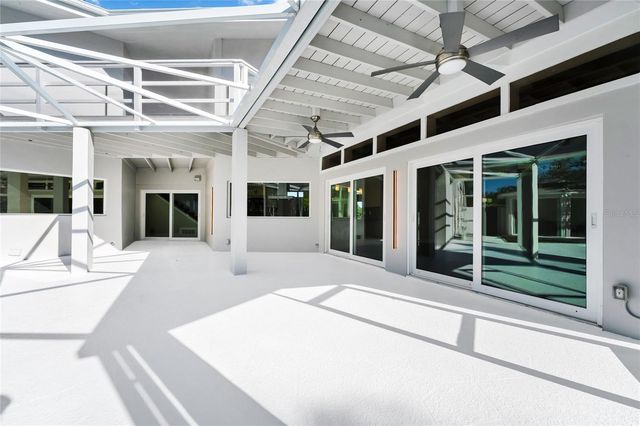 8922 BAY COVE COURT, Orlando, FL 32819