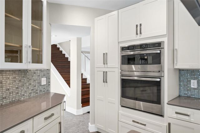 8922 BAY COVE COURT, Orlando, FL 32819