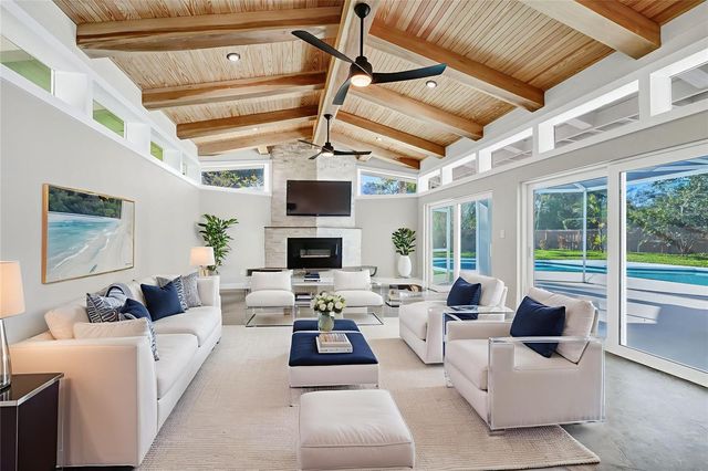 8922 BAY COVE COURT, Orlando, FL 32819