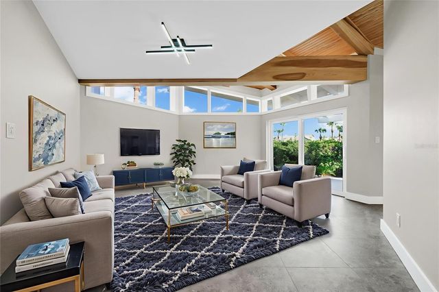 8922 BAY COVE COURT, Orlando, FL 32819