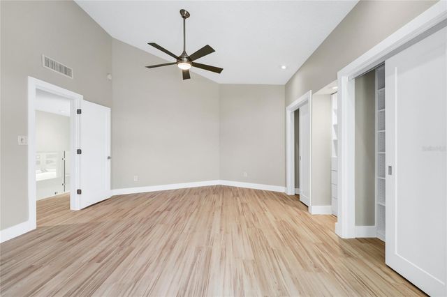 8922 BAY COVE COURT, Orlando, FL 32819