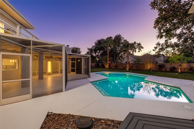 8922 BAY COVE COURT, Orlando, FL 32819