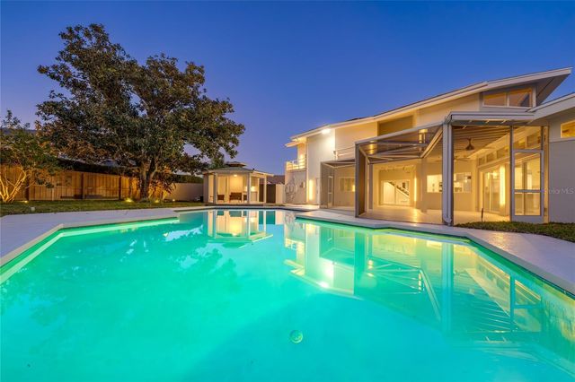 8922 BAY COVE COURT, Orlando, FL 32819