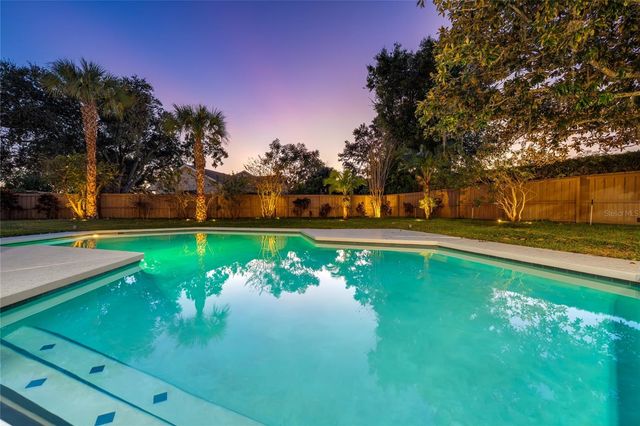 8922 BAY COVE COURT, Orlando, FL 32819