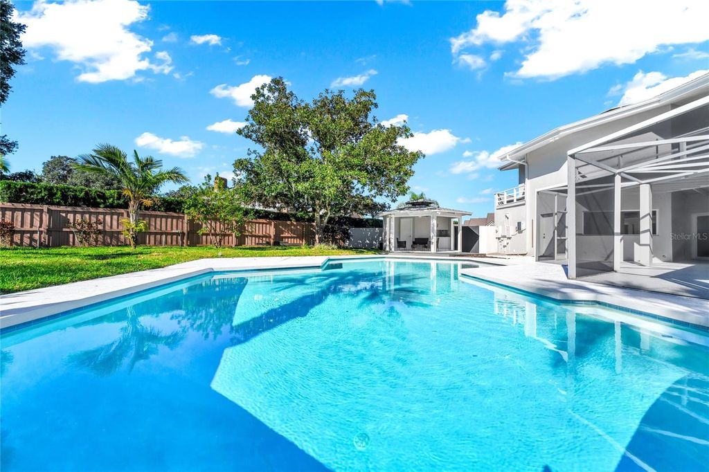 Image 21 of property listing at 8922 BAY COVE COURT, Orlando, FL 32819