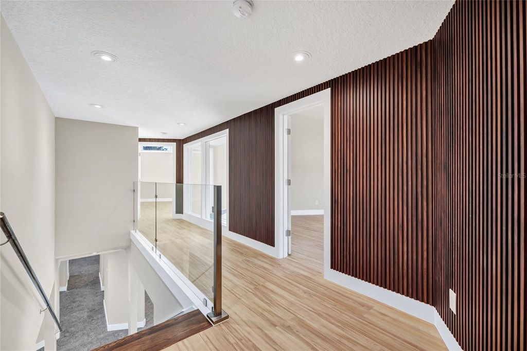 Image 52 of property listing at 8922 BAY COVE COURT, Orlando, FL 32819