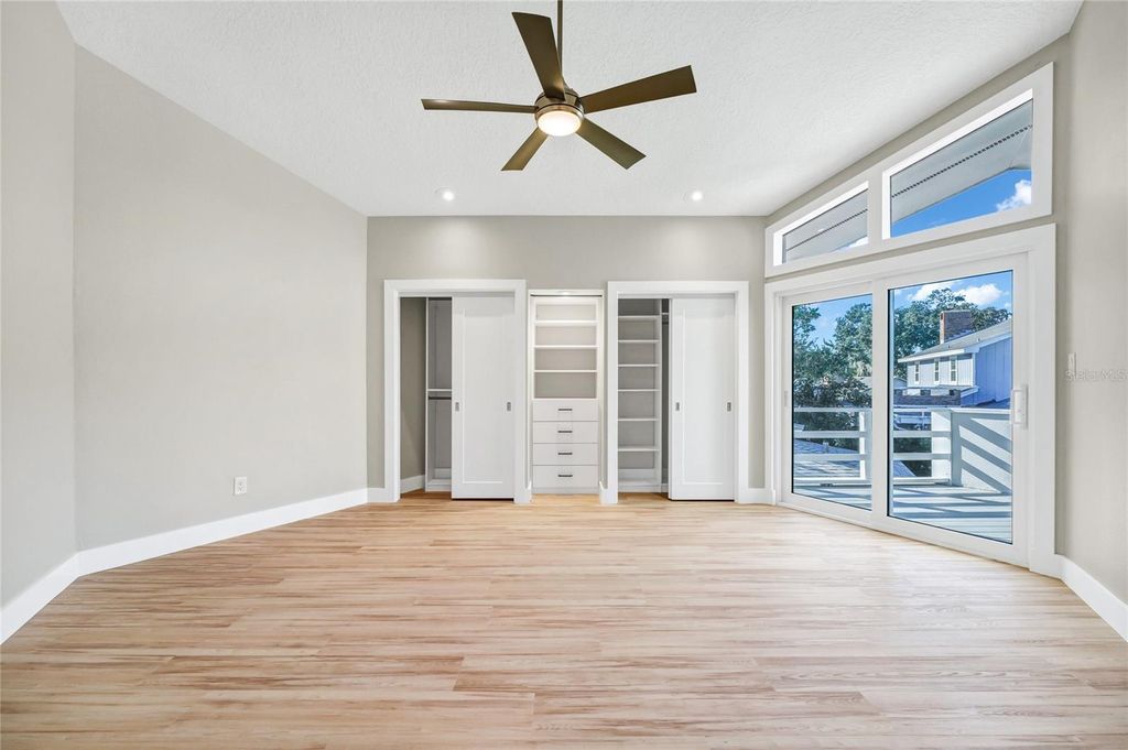 Image 58 of property listing at 8922 BAY COVE COURT, Orlando, FL 32819