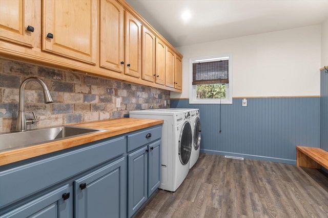 N5963 Foster ROAD, Elkhorn, WI 53121