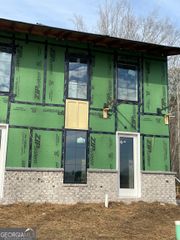 657 5th Street, Fayetteville, GA 30214