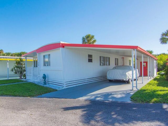4743 NE Blue Heron Lane 7, Jensen Beach, FL 34957