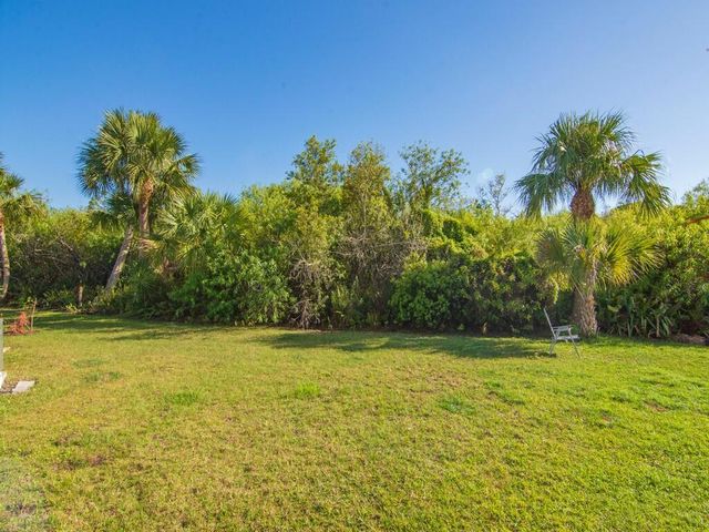 4743 NE Blue Heron Lane 7, Jensen Beach, FL 34957