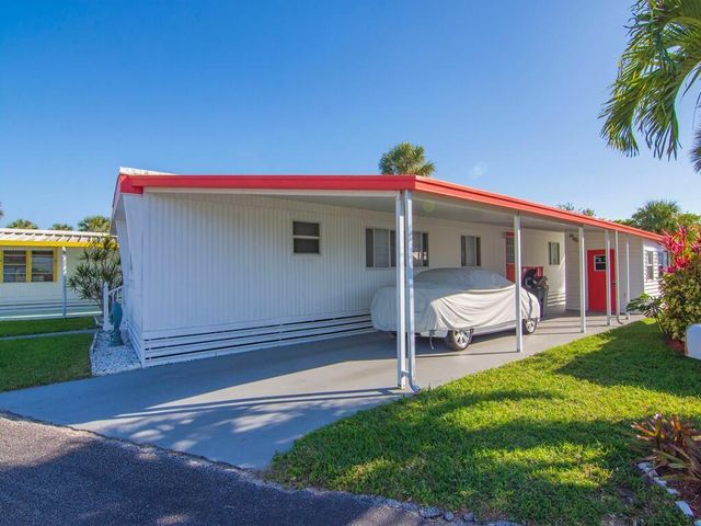 4743 NE Blue Heron Lane 7, Jensen Beach, FL 34957