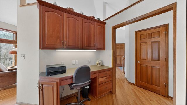 1032 Rocky Creek Drive NE, Rochester, MN 55906
