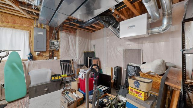 1032 Rocky Creek Drive NE, Rochester, MN 55906